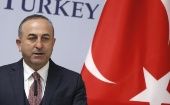 "Turquía rechaza las decisiones unilaterales e imposiciones sobre cómo conducir las relaciones con los vecinos", escribío el canciller de Turquía en Twitter. 