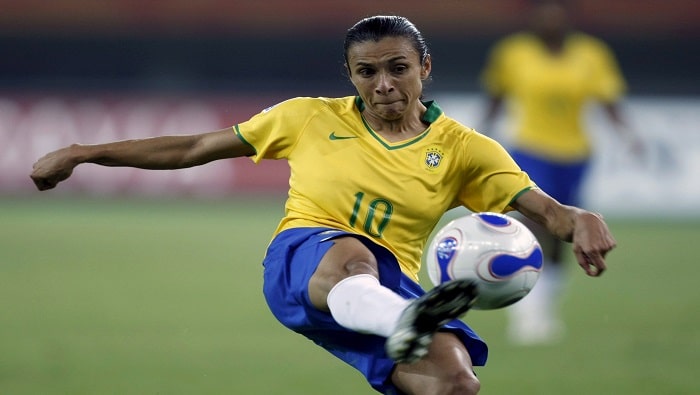 Tuvieron que pasar 38 años para que las mujeres pudieran volver a patear una pelota en Brasil.