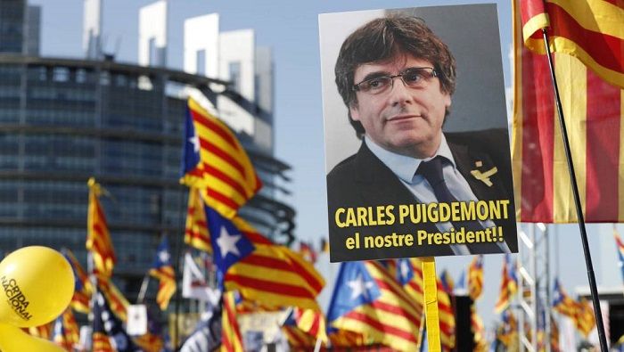 Puigdemont asegura que seguirán luchando hasta cristalizar la voluntad que el pueblo manifestó en las urnas el 1 de octubre de 2017.