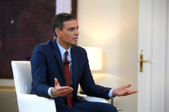 Sánchez presentará el lunes su programa de Gobierno al Congreso, que votará el martes.