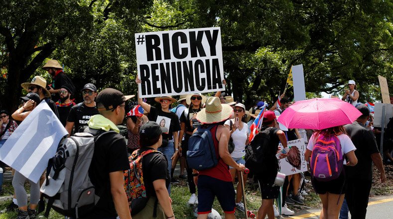 Las demostraciones de apoyo no se hicieron esperar y a las movilizaciones también han asistido artistas puertorriqueños como Residente, Ricky Martin, Benicio del Toro, entre otros.