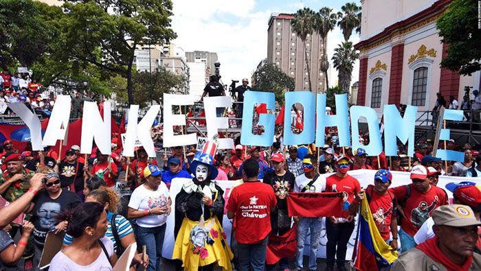 El pueblo venezolano rechaza las medidas de Trump y se moviliza en apoyo al presidente Nicolás Maduro.