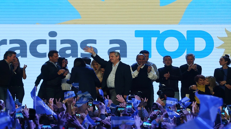 Los candidatos por el Frente de Todos vencieron en las primarias con un 47 por ciento de los votos sobre el actual Gobierno de Mauricio Macri, que obtuvo el 32 por ciento.