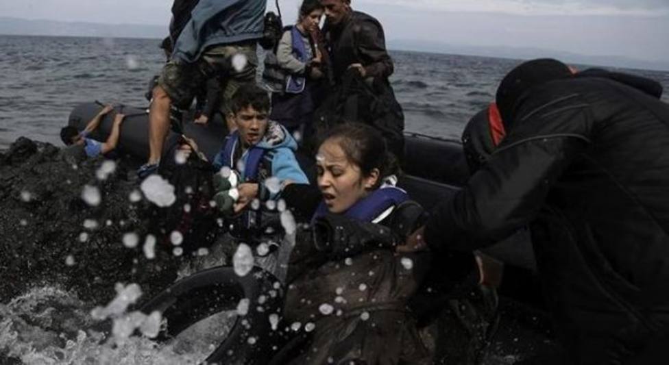 Más de la mitad de los 56.000 migrantes llegados a la costa norte mediterránea en 2019 han sido acogidos en Grecia, que es la principal puerta hacia Europa para los migrantes sirios, afganos e iraquíes.