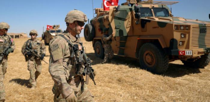 Turquía reúne fuerzas en la frontera con Siria ante una anunciada operación