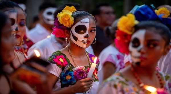 México: Día de los Muertos, la hora del reencuentro | Noticias | teleSUR