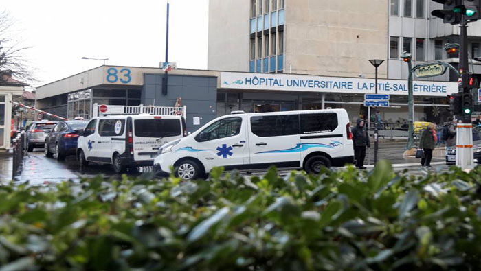 Este miércoles murió la primera persona francesa a causa del coronavirus en el hospital de París, Pitie-Salpetriere.
