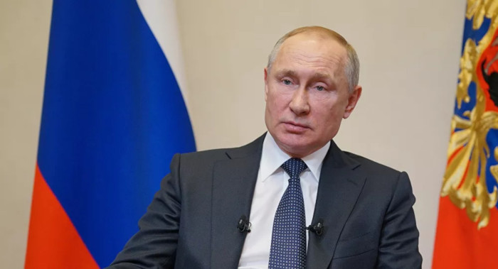 El presidente ruso Vladimir Putin declaró asueto laboral la semana próxima para frenar la expansión del virus.