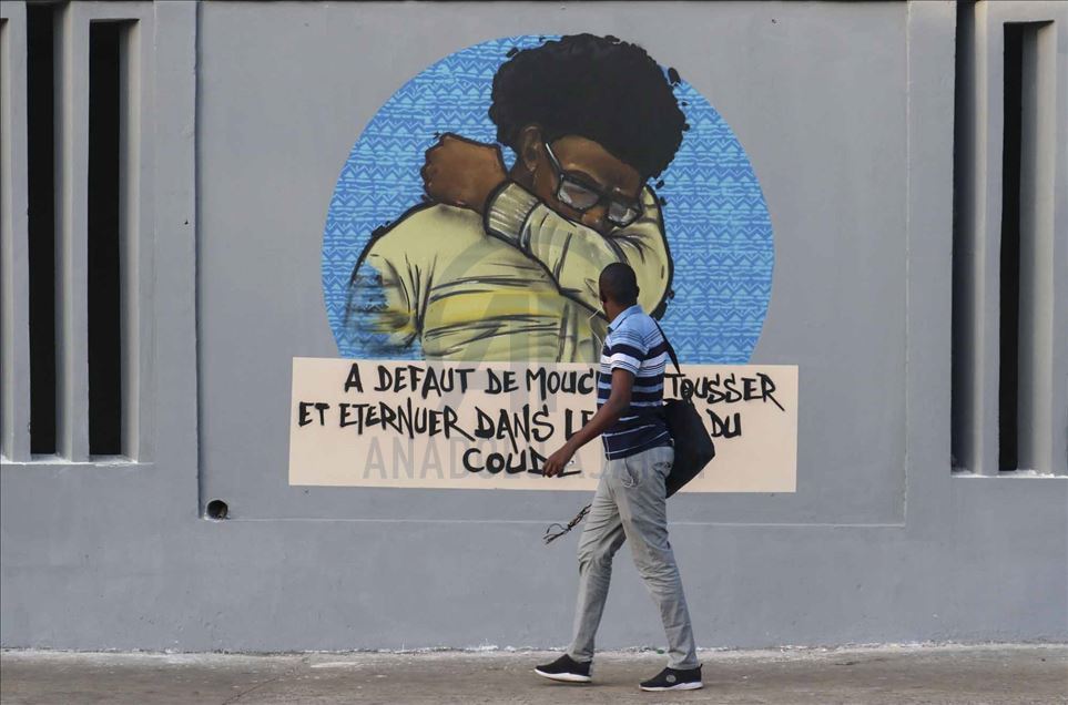 Los artistas callejeros se han sumando a jornadas de concientización y prevención del coronavirus en Senegal.