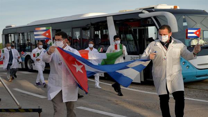 Medios de comunicación de Gambia destacaron la labor de las brigadas médicas cubanas por brindar apoyo solidario en diferentes países.