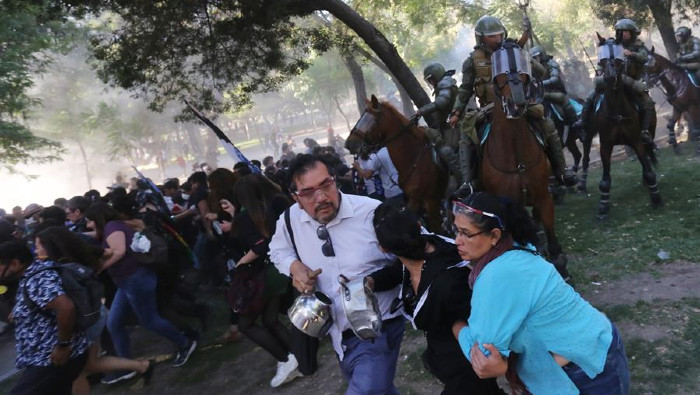 Las protestas de finales de 2019 en Chile fueron fuertemente reprimidas, con saldo de varias decenas de muertes y miles de lesionados.