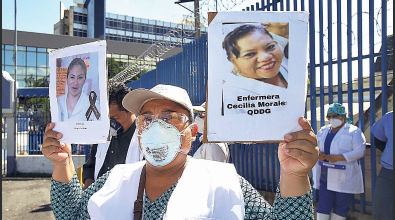 El personal de salud ha sido golpeado por la Covid-19 con la muerte o incapacitación temporal de médicos y enfermeros en El Salvador.
