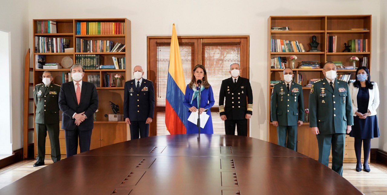Vicepresidenta Marta Lucía Ramírez pide retomar proyecto de ley sobre igualdad para hombre y mujeres en servicios en las Fuerzas Armadas.