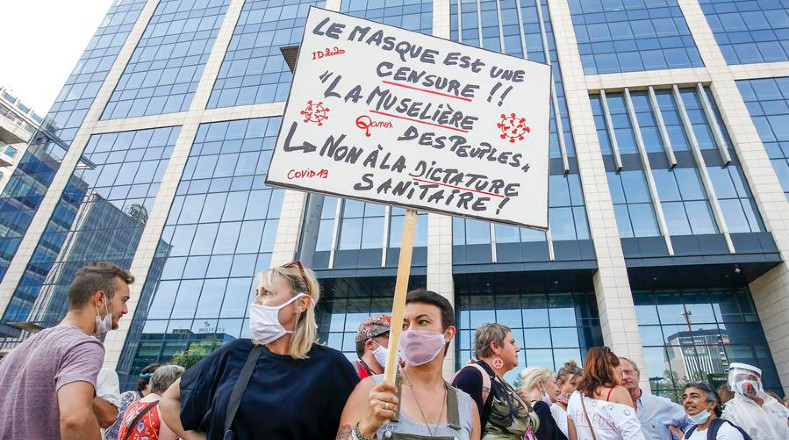 Crecen protestas en Europa de grupos que niegan la Covid-19