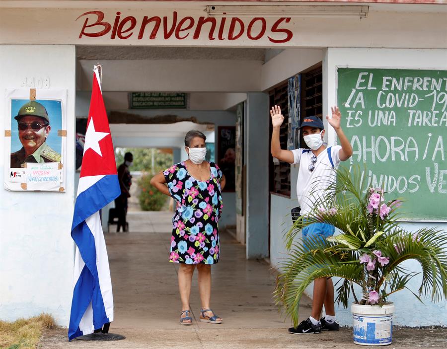 Las autoridades sanitarias expresaron la necesidad de la colaboración y la toma de conciencia del pueblo cubano.
