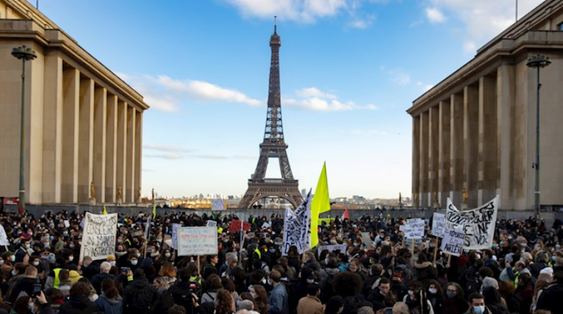 Imágenes de la protesta en Francia contra brutalidad policial