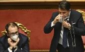 El derechista Matteo Renzi emitió duras críticas y acusaciones contra Conte y su gestión en la presentación al Senado de Italia.