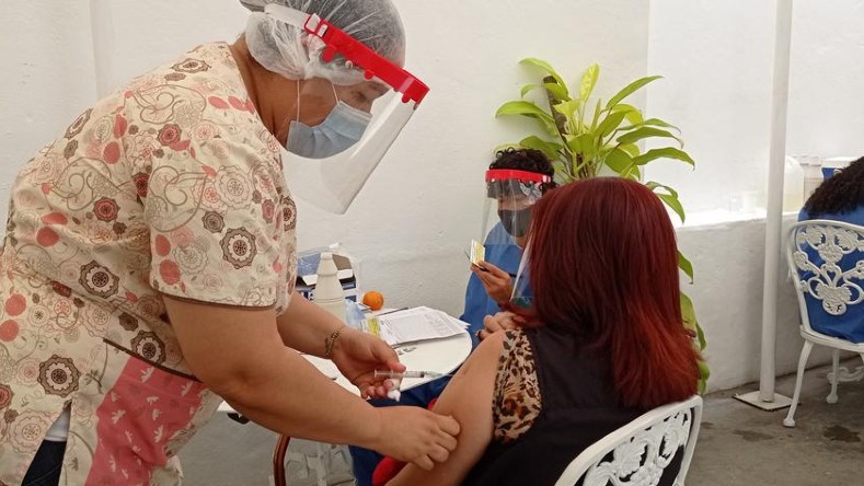 Venezuela cuenta, para su campaña de vacunación, con la colaboración de Rusia, China y Cuba quienes han ofrecido sus fármacos para la inmunización masiva.