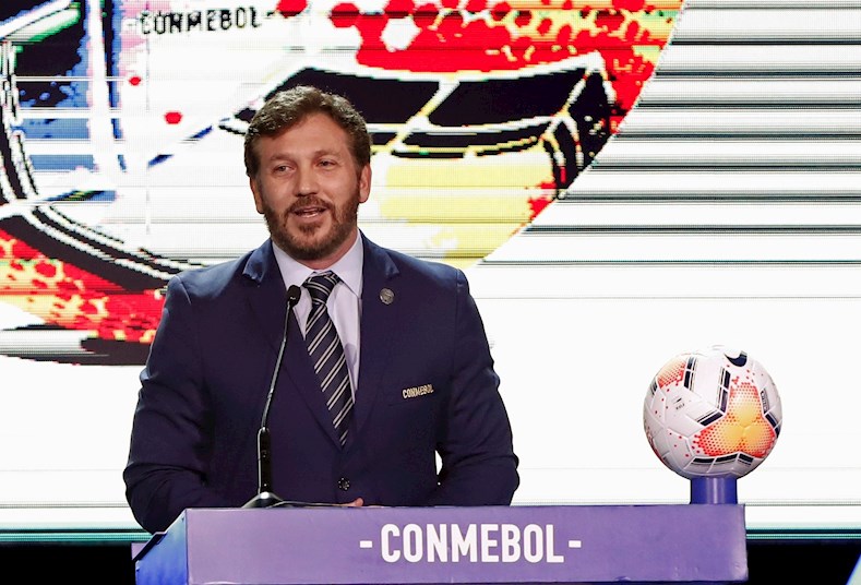 Cuando el presidente de la Conmebol, Alejandro Domínguez, presidió el sorteo de la Copa América no imaginó las vicisitudes de la misma en 2020 y 2021.