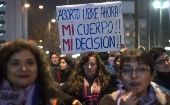 El aborto fue una conquista que las mujeres chilenas conquistaron apenas en el 2017, luego de décadas de lucha, logrando finalmente que el aborto fuese despenalizado bajo tres causales.