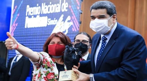 Entregan El Premio Nacional De Periodismo 2021 En Venezuela Noticias Telesur 6835