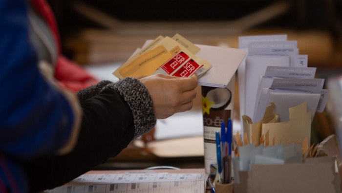 Los locales de votación de los comicios chilenos permanecerán abiertos desde las 08H00 hasta las 18H00 hora local.