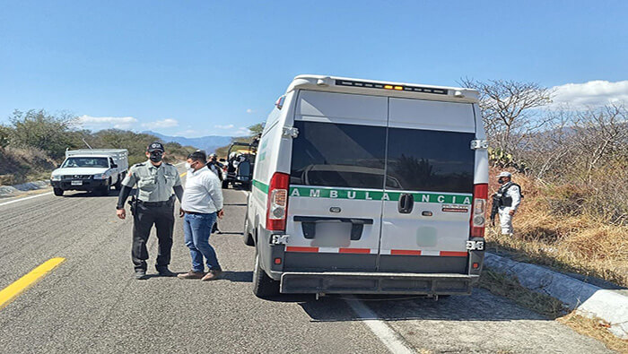 Las autoridades mexicanas informaron que el conductor de la ambulancia fue arrestado y puesto a disposición del Ministerio Público.