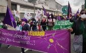 Mientras las mujeres protestaban afuera del Palacio Legislativo, la Asamblea Nacional suspendió la sesión donde se debatía el proyecto de ley de aborto por violación.