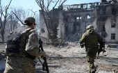 "El régimen de Kiev no deja de intentar evacuar a los líderes del regimiento nacionalista Azov y a los mercenarios extranjeros de Mariúpol", puntualizó el vocero.