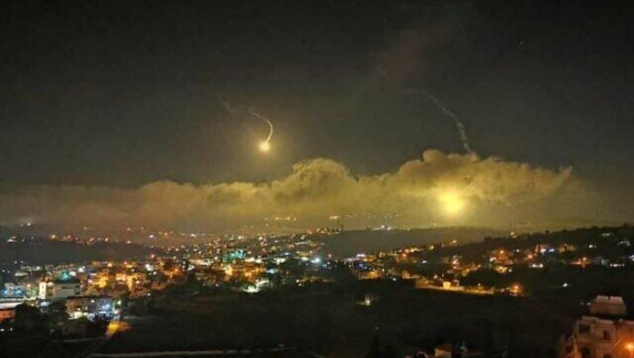 El Ejército de Israel confirmó el lanzamiento de varias salvas de artillería contra zonas del sur de El Líbano.