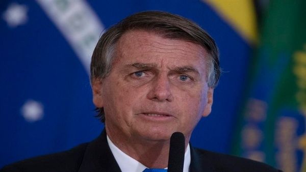 Dan plazo a Policía brasileña para informar sobre causa contra Bolsonaro