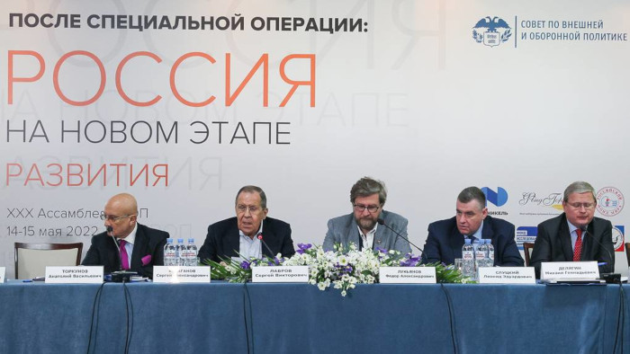 Lavrov participó ante la 30ª Asamblea del Consejo de Política Exterior y de Defensa.