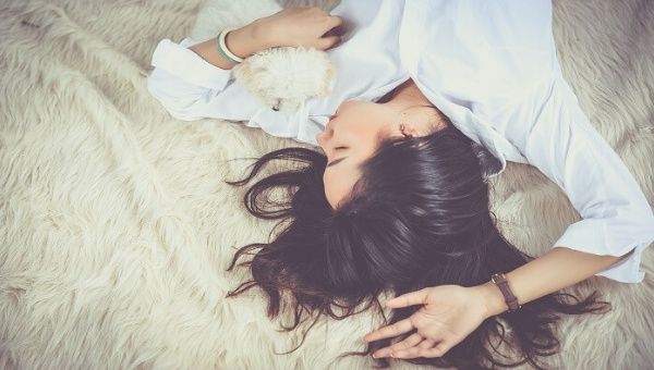 A medida que las temperaturas aumenten también lo harán los costos del sueño, lo que significa que habrá entre 13 y 15 días de sueño deficiente cada año, refiere la investigación.