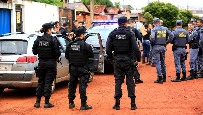 La Policía Civil identificó a la víctima como Bendito Cardoso dos Santos y al agresor como Rafael Silva de Oliveira.