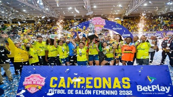 Jóvenes colombianas ganan invictas Mundial de Fútbol Sala