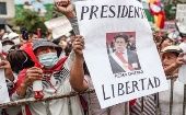 Miles de peruanos se han movilizado en varias regiones del país para exigir la liberación del expresidente Castillo.