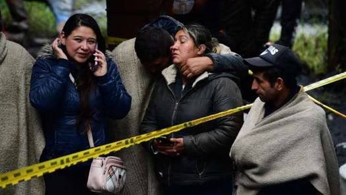 El presidente colombiano transmitió su solidaridad a las familias de quienes murieron pese a los esfuerzos de rescate.