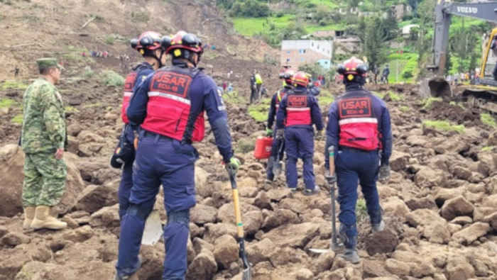 El deslave en Alausí, Ecuador, dejó siete personas fallecidas y 64 desaparecidas, según la última actualización de la Secretaría de Gestión de Riesgos.