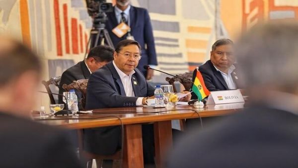 "El tránsito hacia un mundo multipolar puede demorarse, pero no se va a detener", resaltó el jefe de Estado boliviano. 