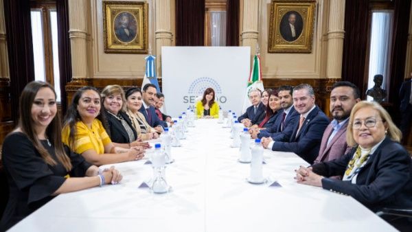 Cristina Fernández de Kirchner resaltó que “Argentina y México tienen una larga tradición de hermandad institucional, política y diplomática".
