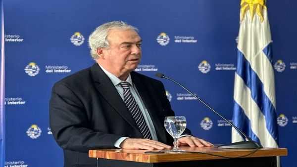 Cámara uruguaya rechaza moción de censura contra ministro del Interior