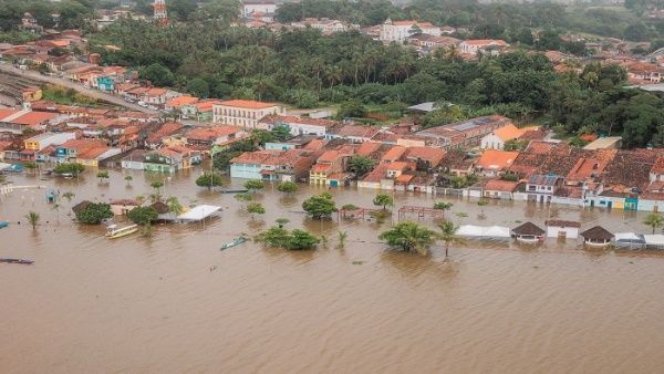 24.000 personas han sido desplazadas en Alagoas, Brasil debido a las intensas lluvias.