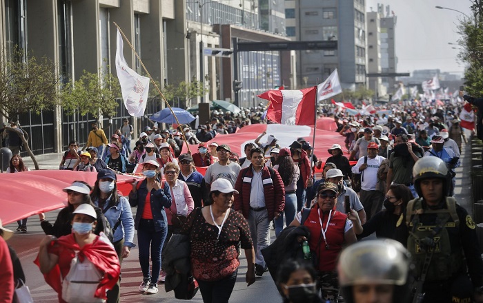 La Confederación General de los Trabajadores del Perú (CGTP) convocó a todas sus bases a nivel nacional y a todas las organizaciones democráticas a participar en la jornada nacional de lucha.