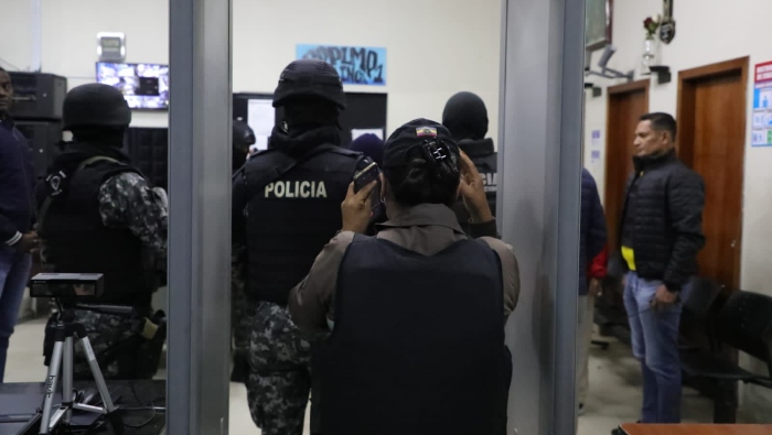 La Unidad Nacional de Investigación Antidelincuencial (UIAD), perteneciente a la Policía, participó en el operativo.