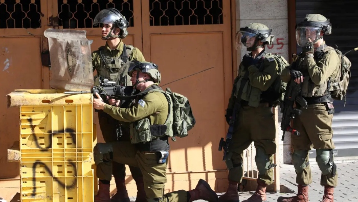 Las fuerzas del Ejército sionista dispararon con munición real a las víctimas palestinas.