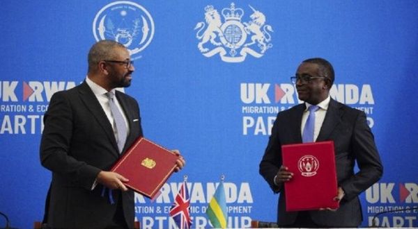 Rwanda and Britain Sign New Asylum Seekers Treaty News teleSUR English