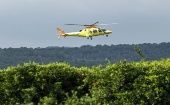 El helicóptero trasladaba a una mujer de 45 años, su hija, un amigo de su familia y el piloto. 