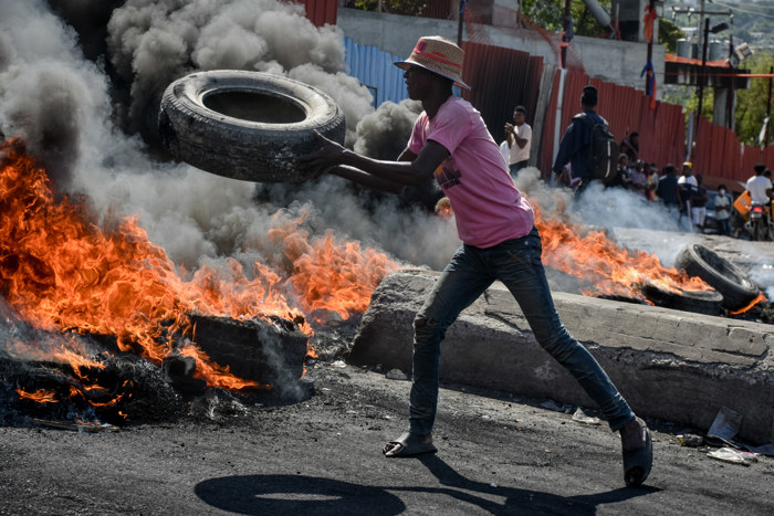Una trampa, refirió es cuando se señala que Haití no tiene recursos para luchar contra el crimen organizado, pero hay que cambiar la lógica política, es decir cortar los lazos entre los responsables del Gobierno y las pandillas.  