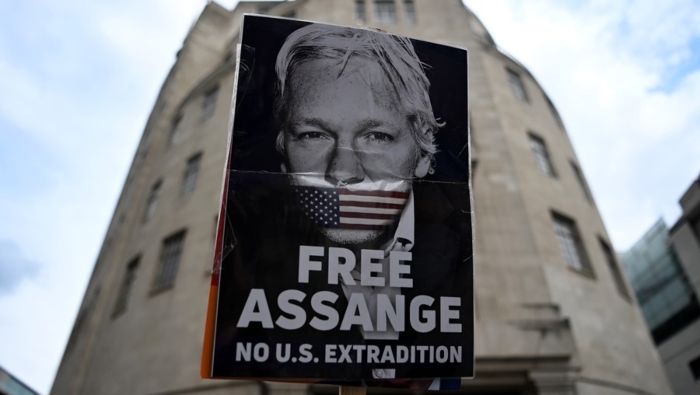 La semana próxima, el Tribunal Superior de Londres examinará si Assange puede recurrir su extradición a Estados Unidos.