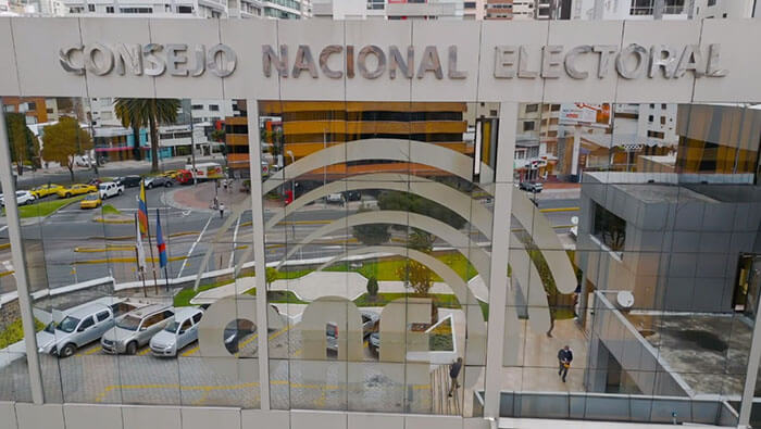 Según el CNE alrededor de 13.650.000 ciudadanos están habilitados para votar en el referéndum y consulta popular.